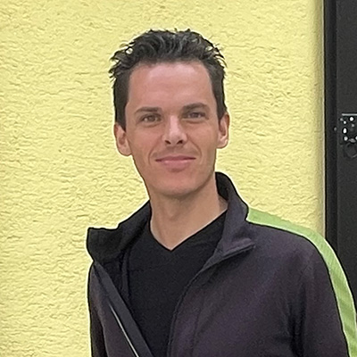 Hiesienger-Velan-Pascal