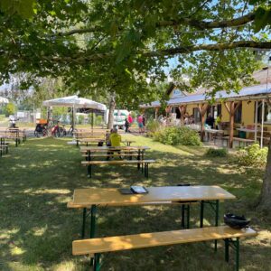 ruderheuriger-tische